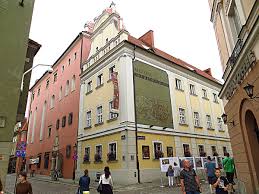 Na zdjęciu budynek Muzeum Archeologicznego w Poznaniu.