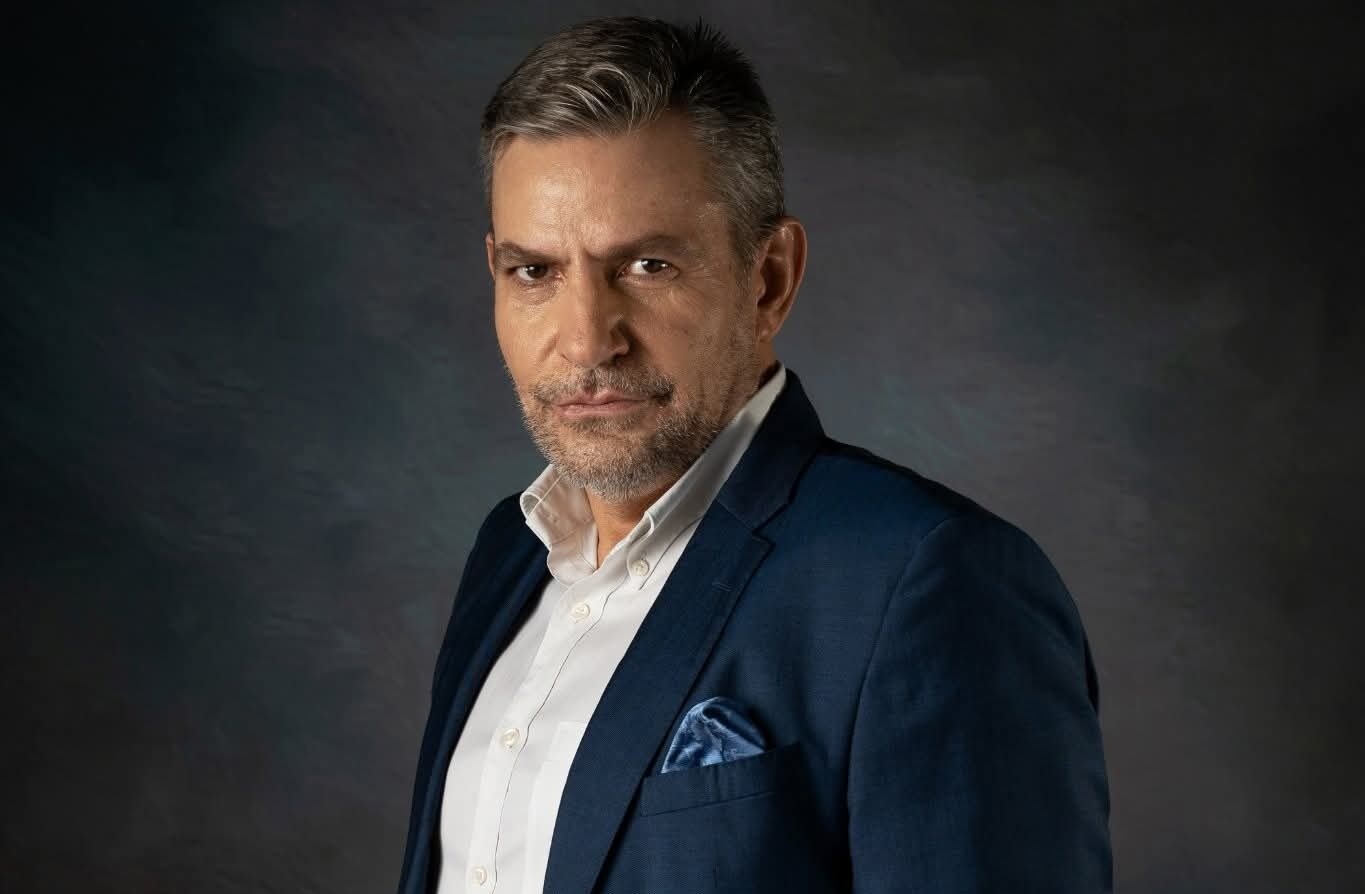 Zdjęcie osoby artystycznej.