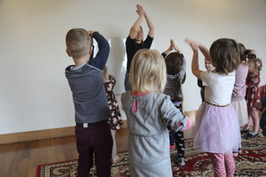 Na zdjęciu fragment warsztatów dla dzieci.