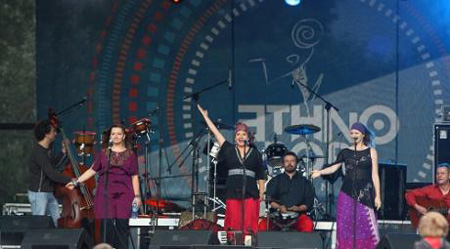 Zespół Dikanda na scenie